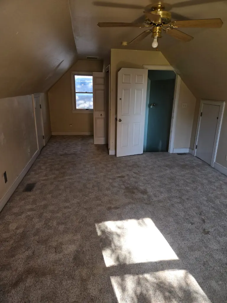 2096 N Riley Hwy, Shelbyville, IN 46176 (8).webp