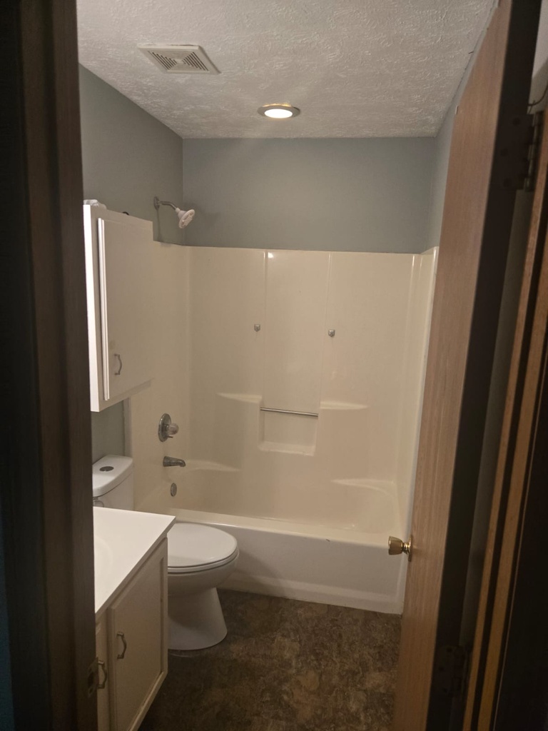 986 Maple Grove Dr, Greenwood