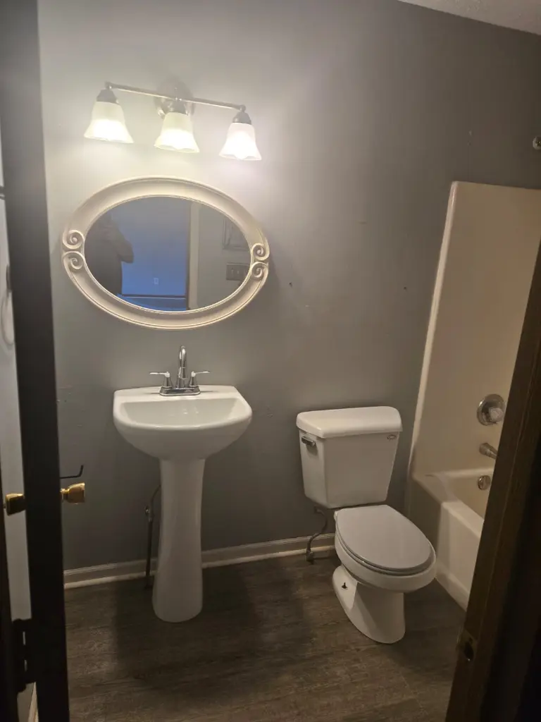 986 Maple Grove Dr, Greenwood (19).webp