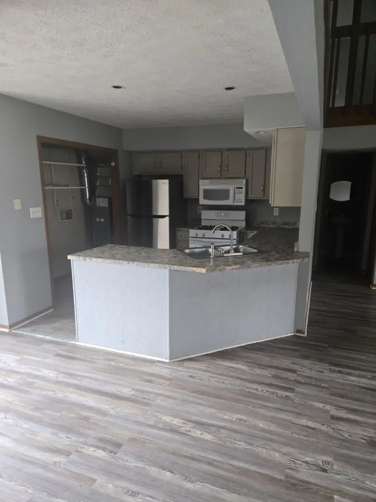 986 Maple Grove Dr, Greenwood (9).webp