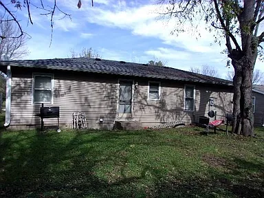 449 Prather Dr, Martinsville, IN 46151