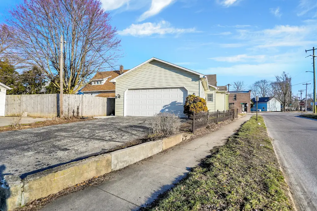 103 First Street, Shelbyville, IN 46176 (51).webp