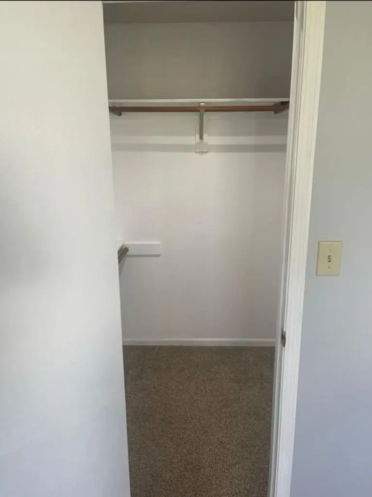 1183 Anthony Ct, Greenwood (3).webp